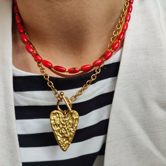 Scarlet necklace