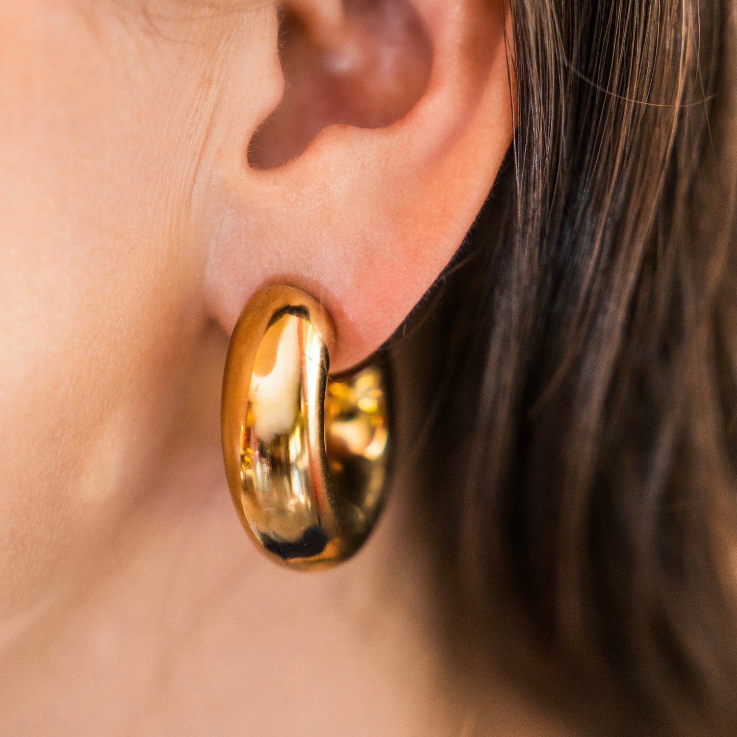Frida hoops gold