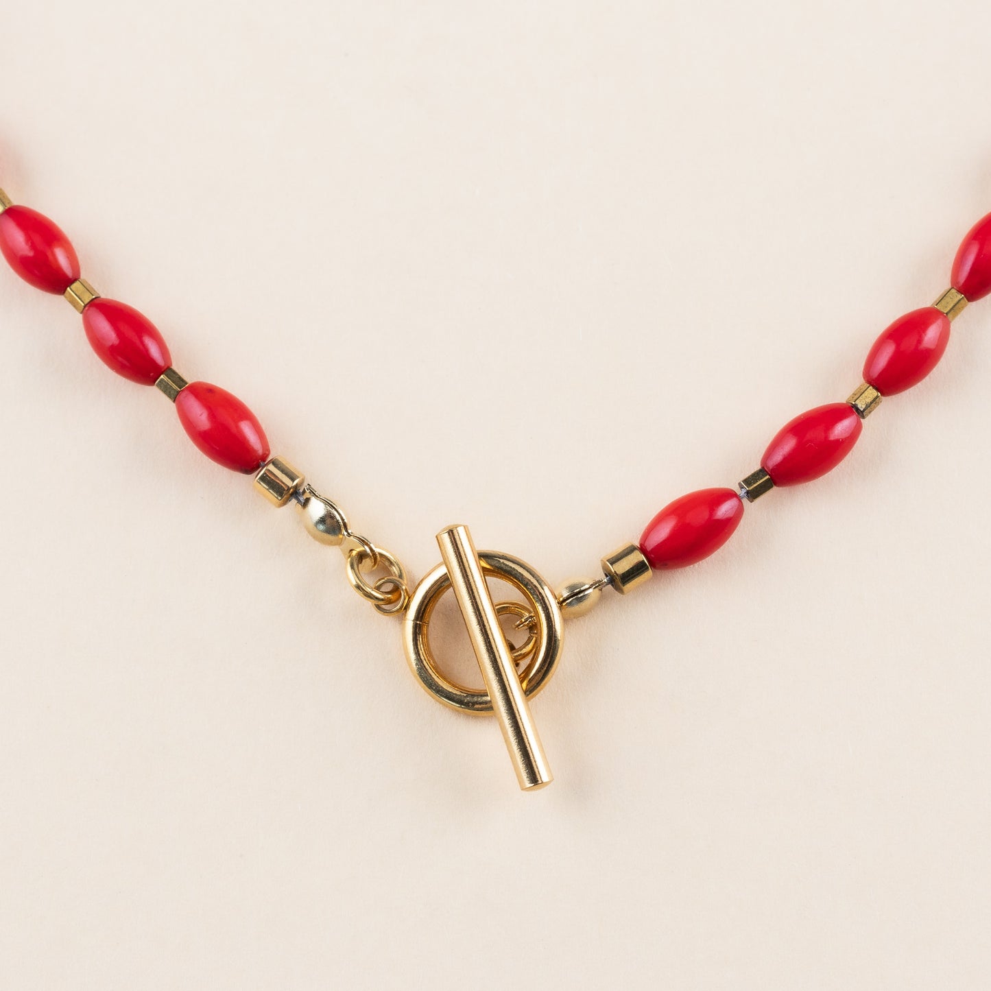 Scarlet necklace