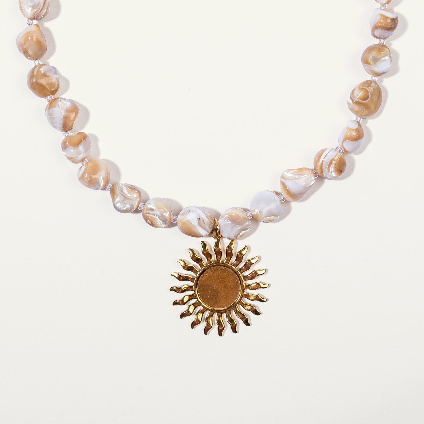 Ola necklace