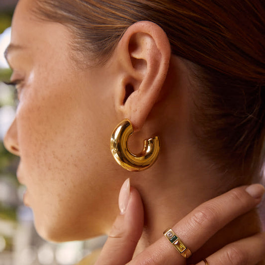 Frida hoops gold
