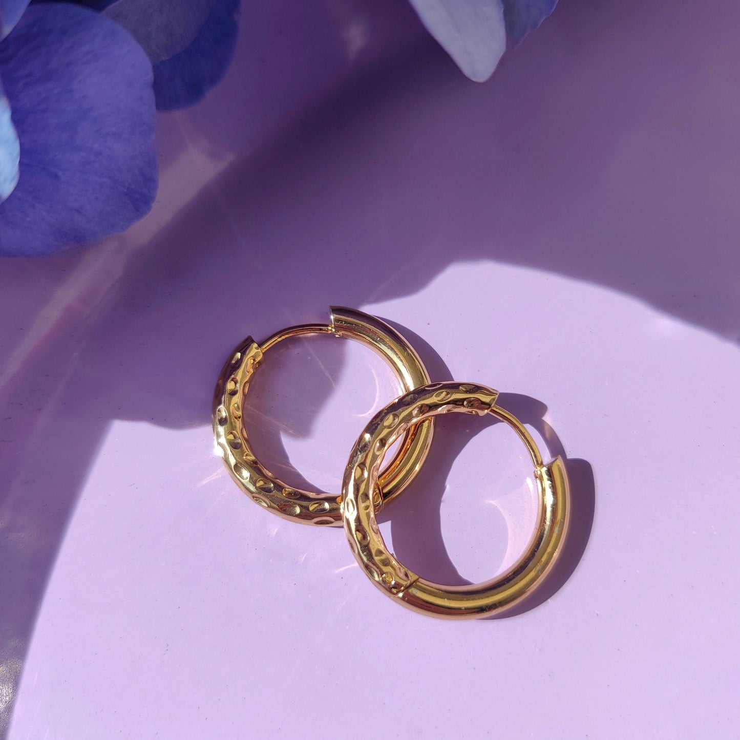 Margot hoops goud